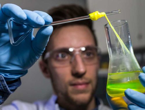 Mitarbeiter im Labor